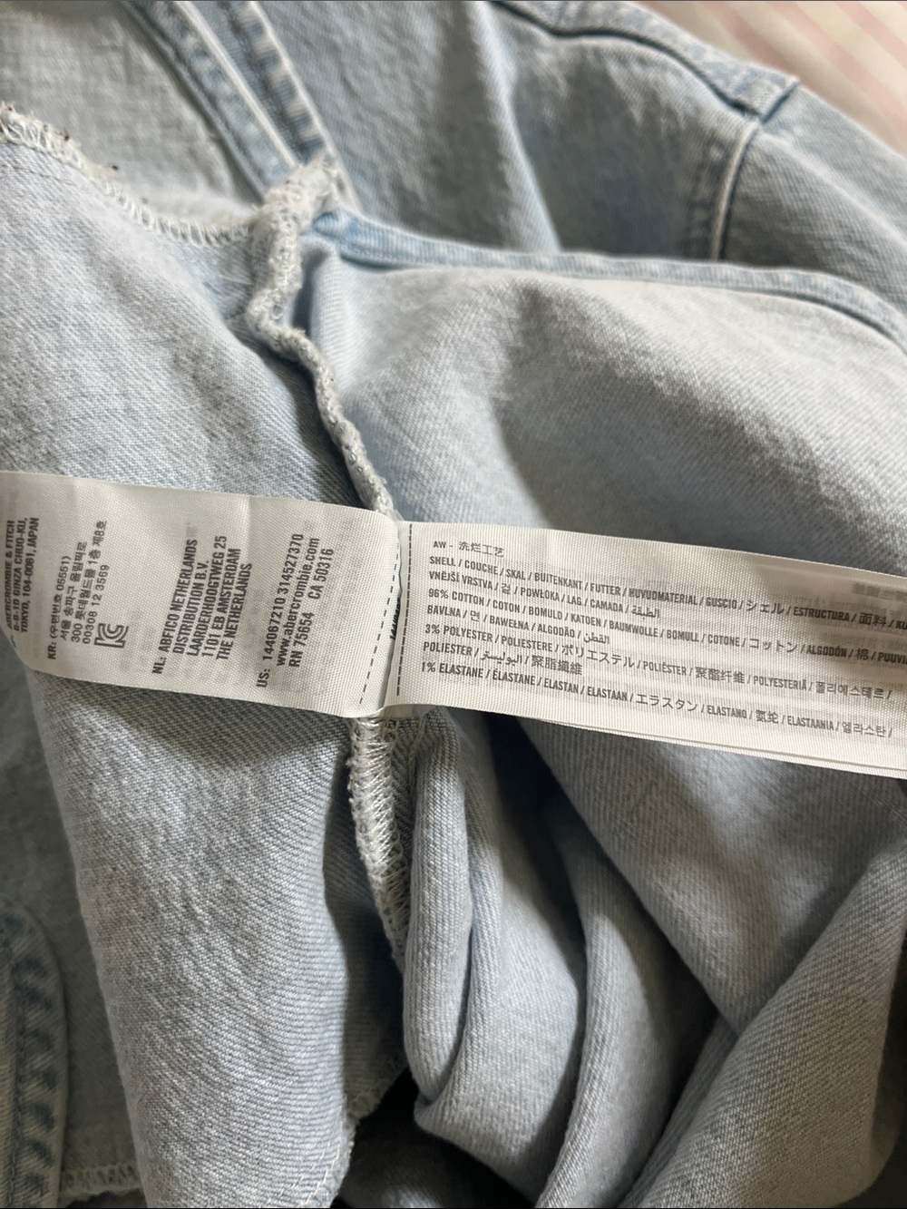Abercrombie & Fitch Denim Shacket Long Button Down 90’s style Jean layering top - Picture 6 of 6